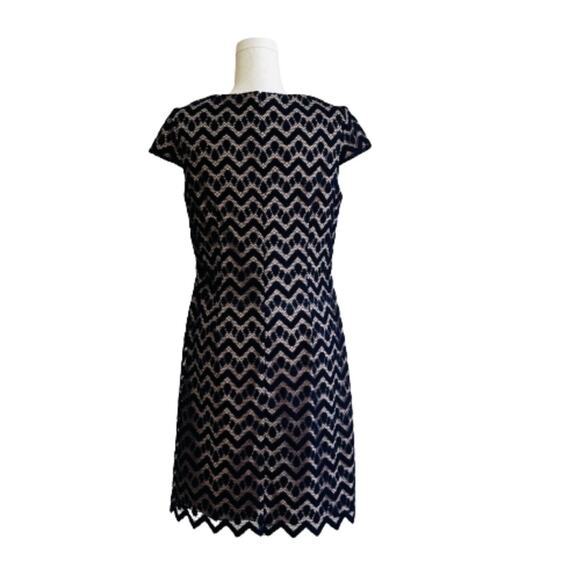 Jessica Howard Dress Navy Lace Overlay Nude Lining Short Sleeve Sheath Size 6 - Picture 5 of 12
